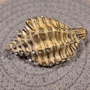Cream Colored Sea Shell Enamel Painted Trinket Box Decorated w/Austrian Crystals